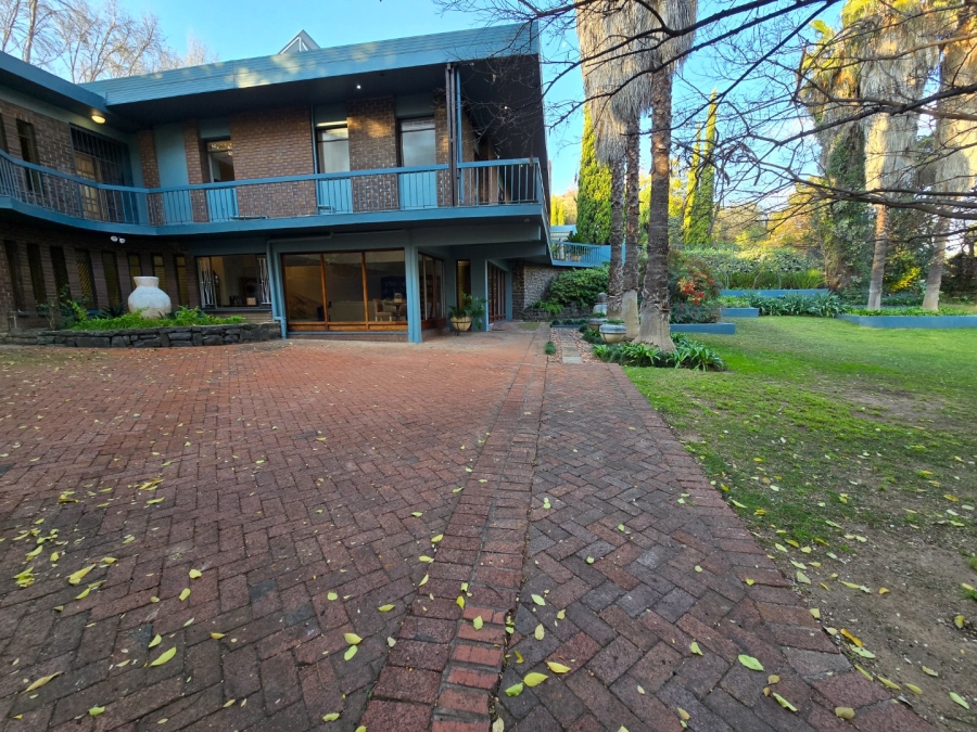 5 Bedroom Property for Sale in Dan Pienaar Free State